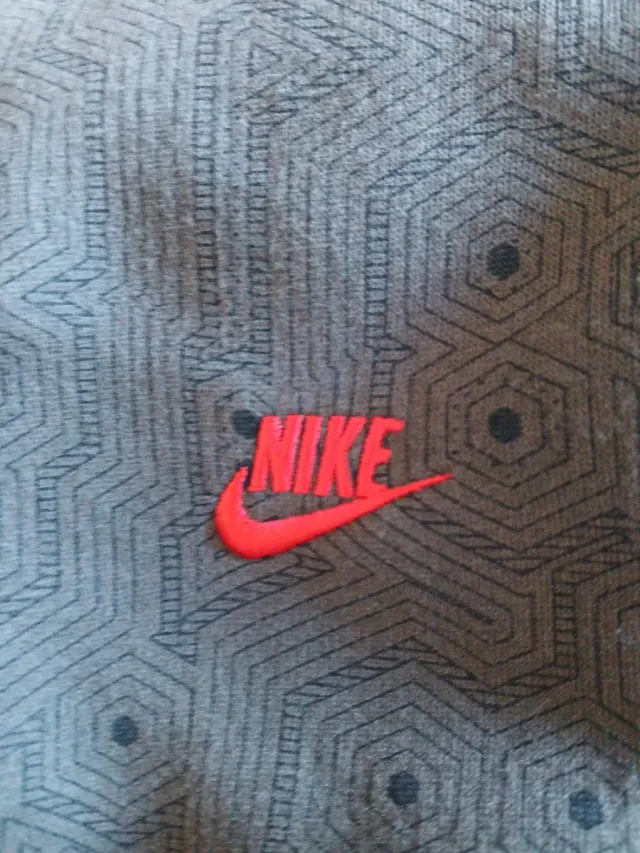 Chaqueta Nike Retro Gris y Roja