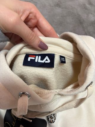 Sudadera Fila Beige con Logo Animal Print