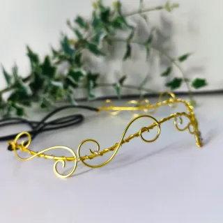 Tiara Élfica Dorada con Cristales