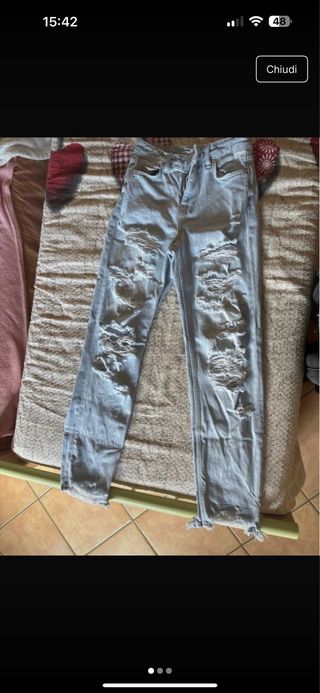 Jeans strappati donna