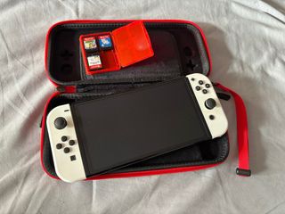 Nintendo Switch OLED Blanca + Juegos