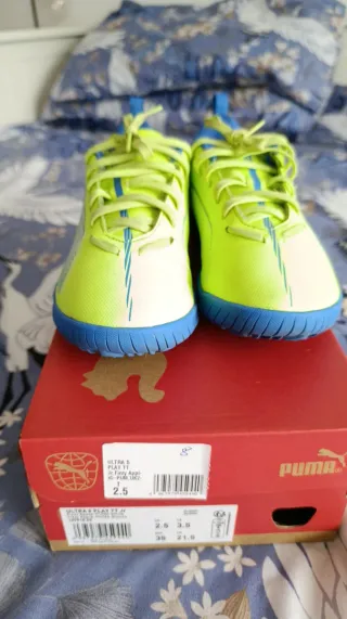 Zapatillas Fútbol Sala Puma Niño Talla 35