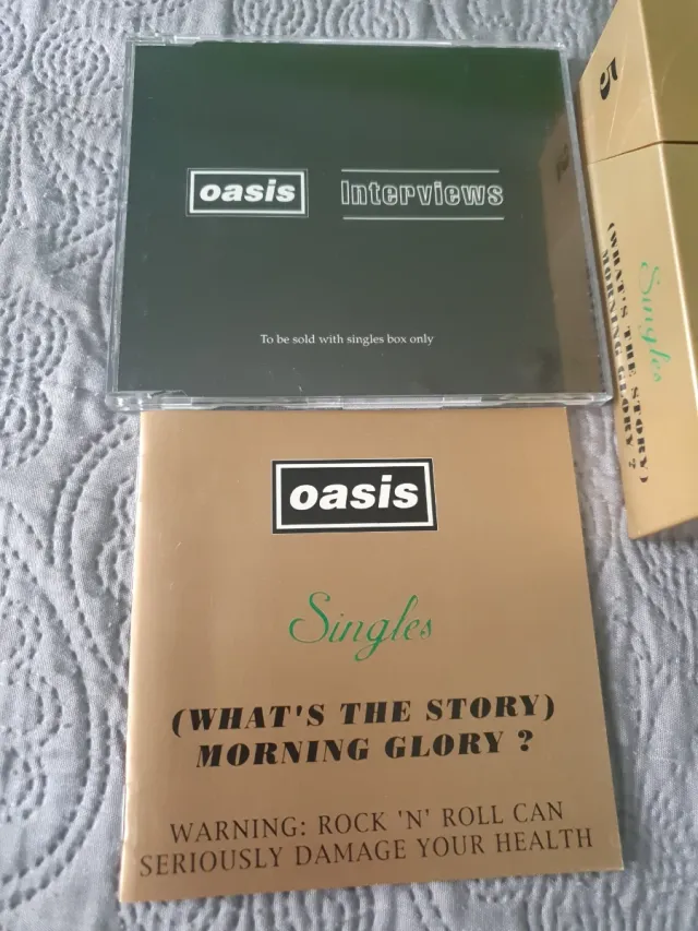 Caja Singles Oasis (What's the Story)Morning Glory