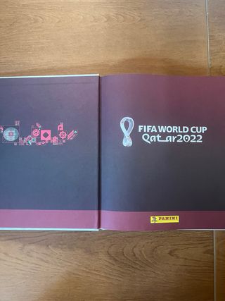 Treasure box álbum Mundial Qatar 2022 Incompleto