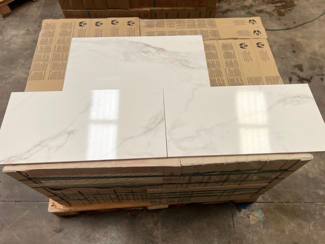 Lote de azulejo rectificado Kingston White Brillo