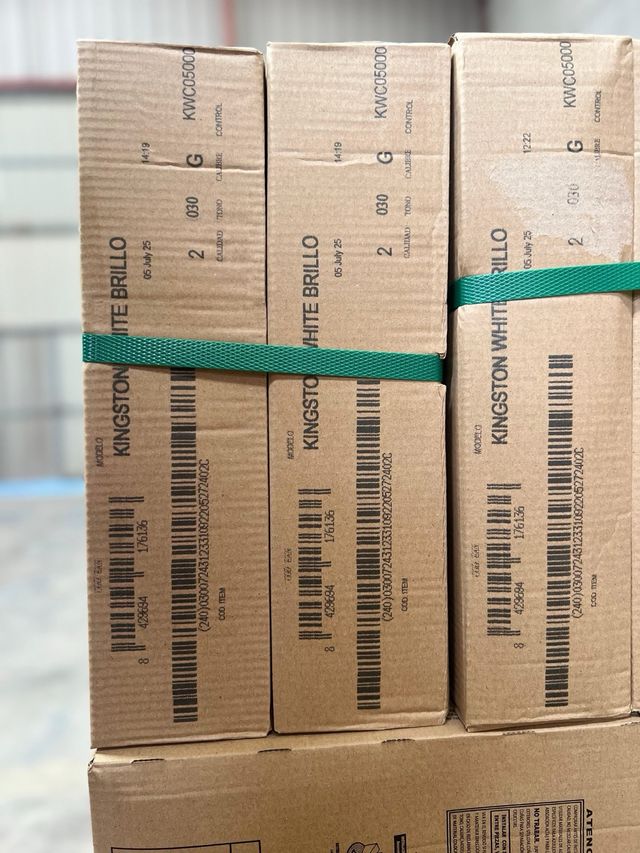 Lote de azulejo rectificado Kingston White Brillo