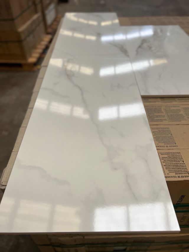 Lote de azulejo rectificado Kingston White Brillo