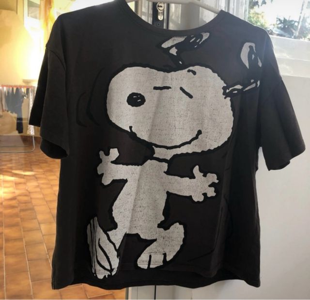 Camiseta Zara Snoopy Negra