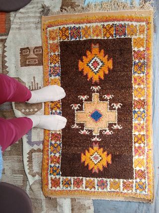 Alfombra artesanal tejida a mano