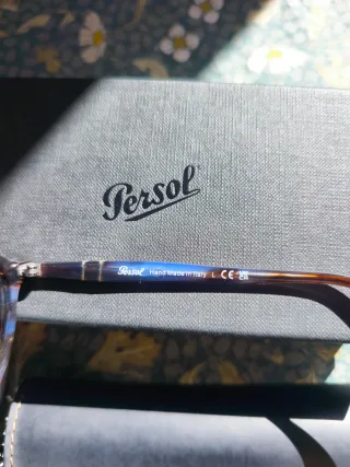 Gafas de sol Persol azules y marrones
