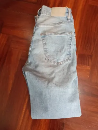 Pantalón vaquero Zara hombre Talla 36