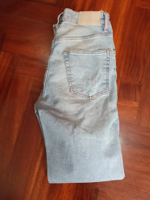 Pantalón vaquero Zara hombre Talla 36