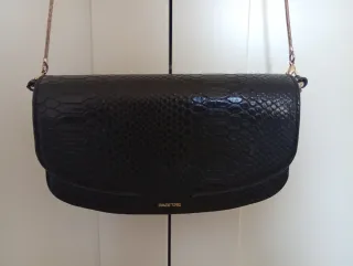 Bolso Parfois negro efecto piel serpiente