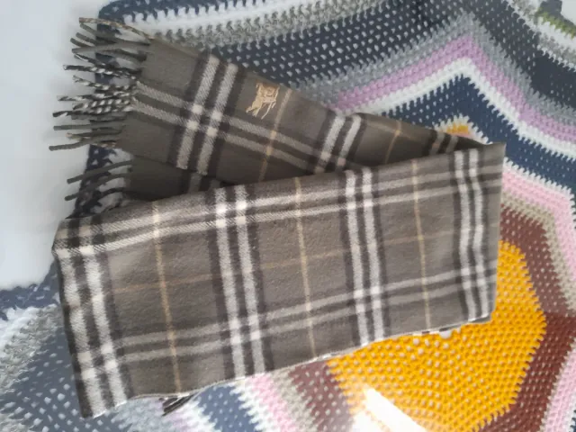 Bufanda Burberry Clásica Tartán Beige y Marrón