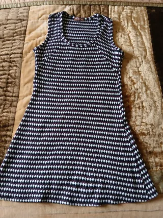 Vestido invierno sin mangas estampado