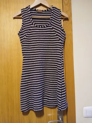 Vestido invierno sin mangas estampado