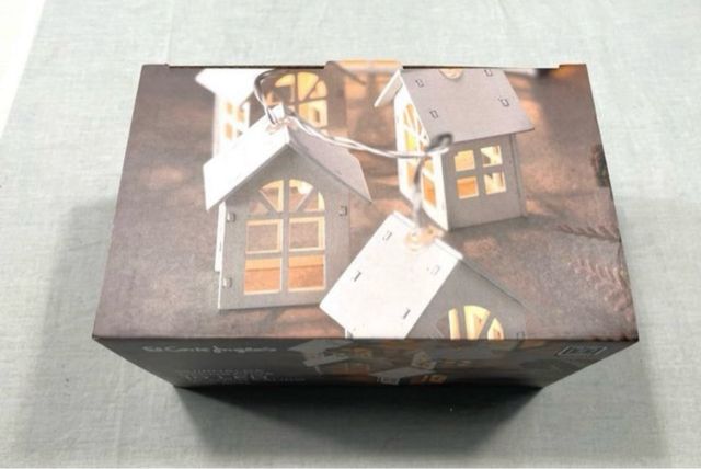 Guirnalda Pino con Luces Navideñas