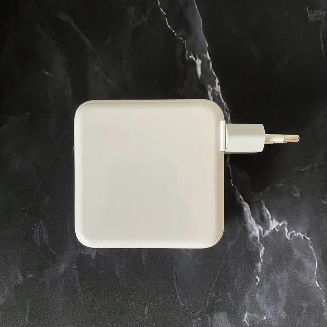 Cargador USB-C 87W NUEVO