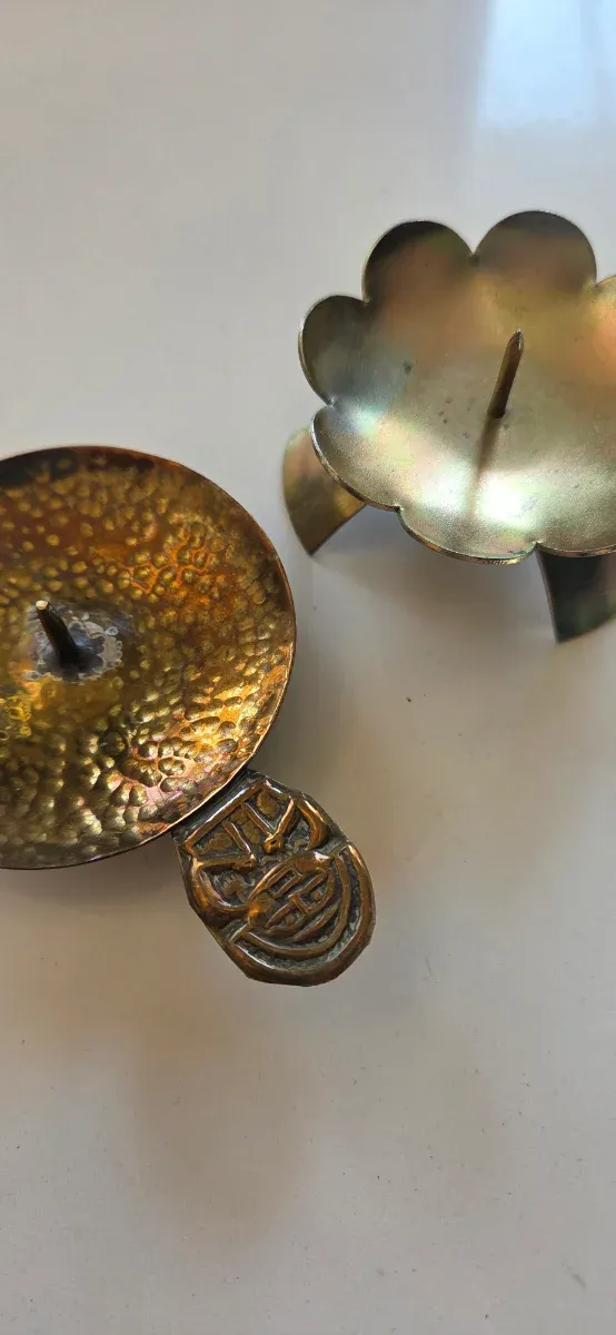 2 portavelas orientales de latón