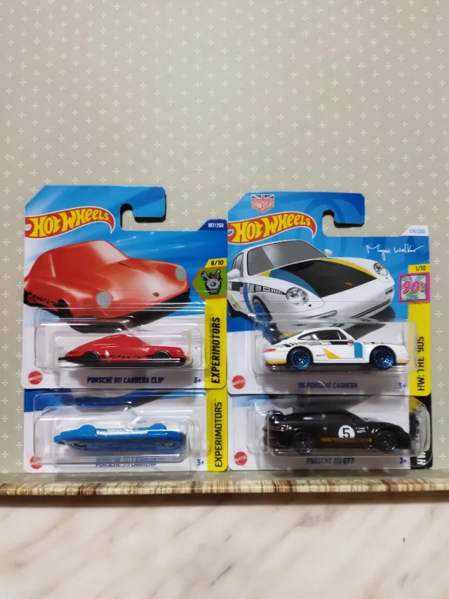 4 Hot Wheels Porsche