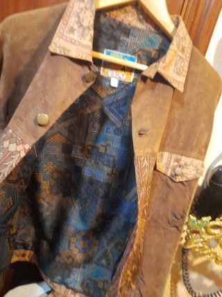 Cazadora Marrón Estampada