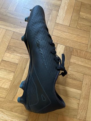 Zapatillas Nike Fútbol Negras y Turquesa