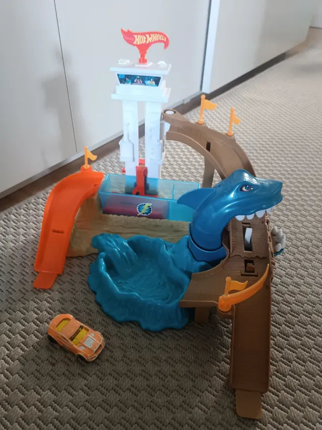 Pista Hot Wheels Tiburón Ataque Agua