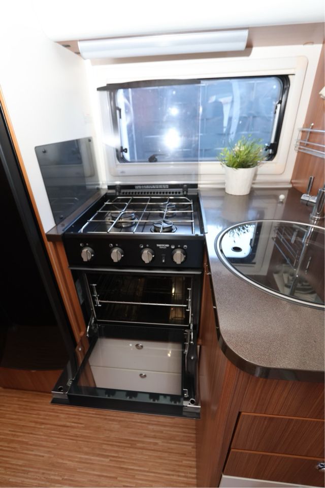 Autocaravana Adria Matrix 680 CP