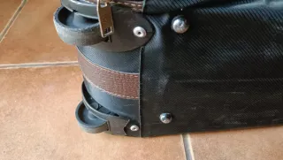 Maleta Vintage Ruedas Negra y Marrón