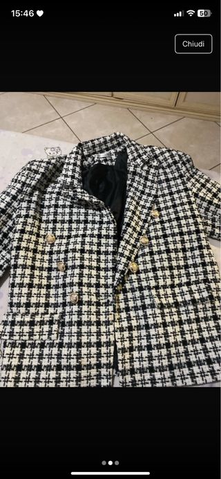 Giacca blazer spalle imbottite è una taglia 48