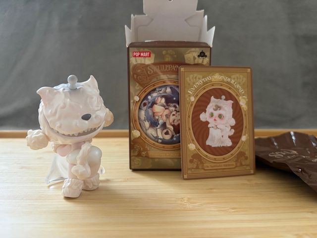 Skullpanda-Sophisticated (Everyday Wonderland)