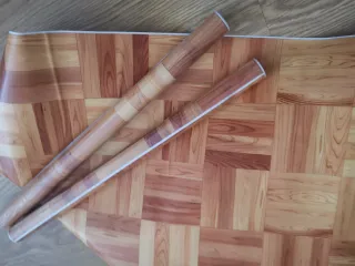 Papel pintado adhesivo, diferentes modelos y preci