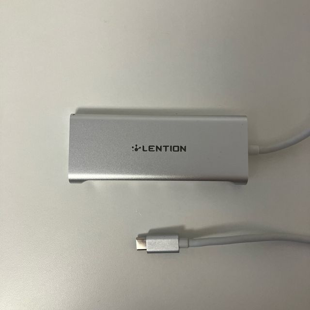 Adaptador USB-C a HDMI y 4 USB-A 1 metro