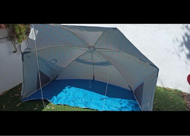 Sombrilla Refugio Playa Tribord