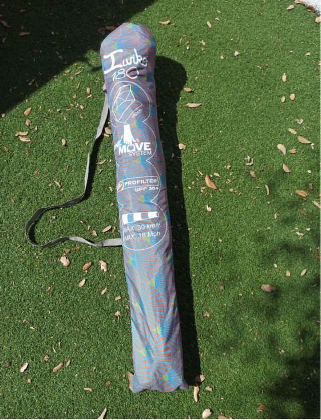 Sombrilla Refugio Playa Tribord