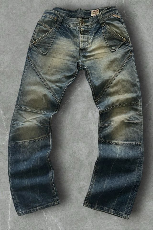 Vaqueros vintage desgastados