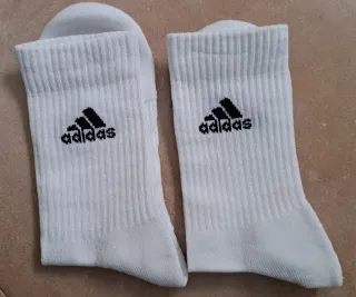 Calcetines Adidas Blancos.