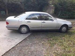 Mercedes-Benz Clase E 1994