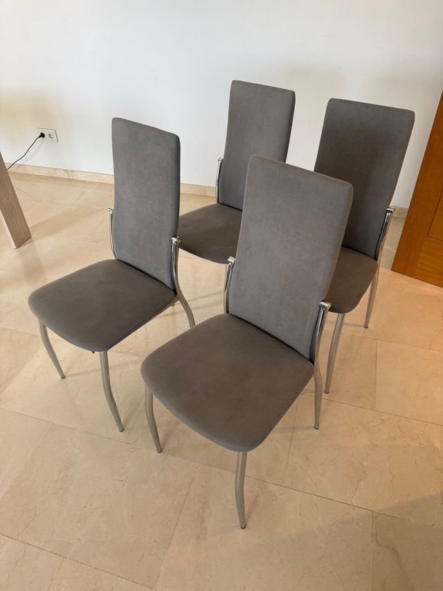 Juego de 4 sillas de comedor grises