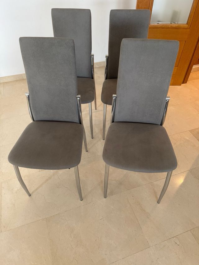 Juego de 4 sillas de comedor grises