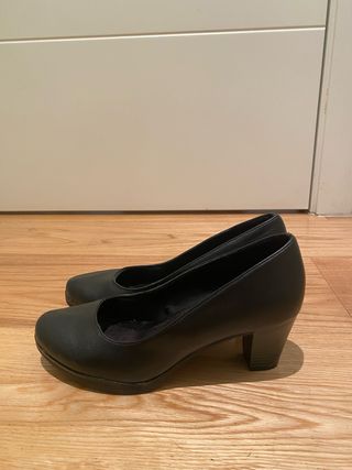 Zapatos de salón negros