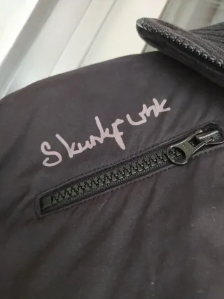 Cazadora Skunfunk Negra y Verde