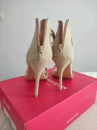 Tacones Mariamare Beige Talla 38