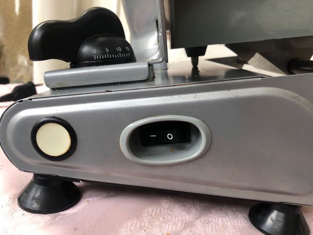 Cortafiambres eléctrico gris