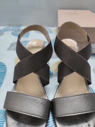 Sandalias Alpe fiesta doradas/plateadas T.39