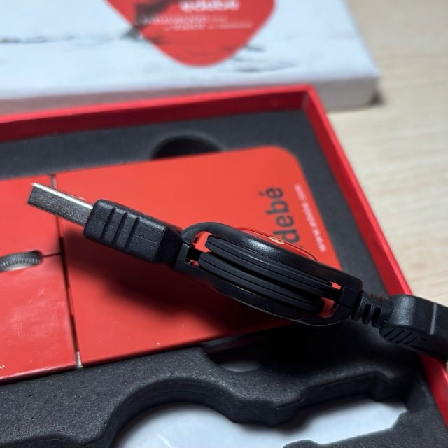 Ratón EDEBÉ USB retráctil