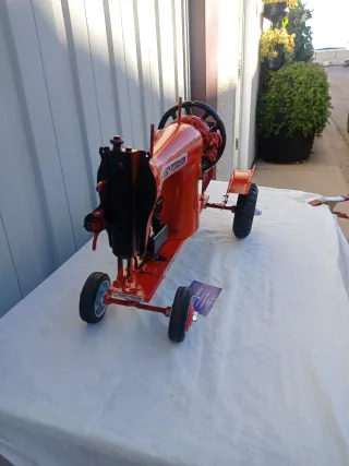 Tractor Massey Ferguson Máquina Coser