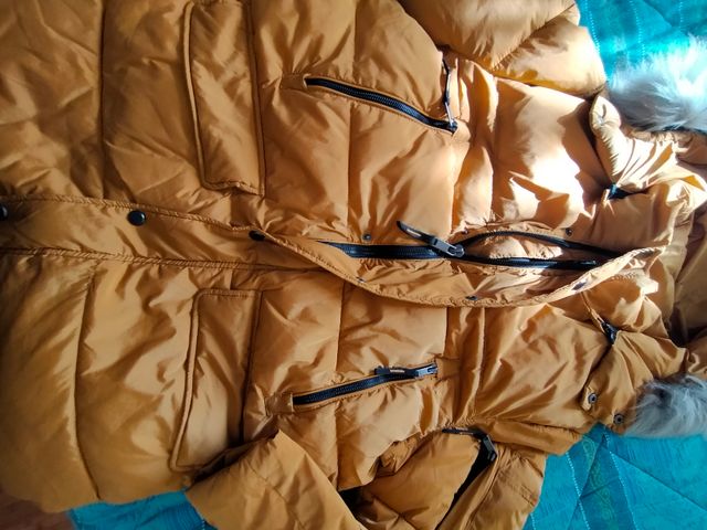 Piumone invernale uomo con cappuccio removibile