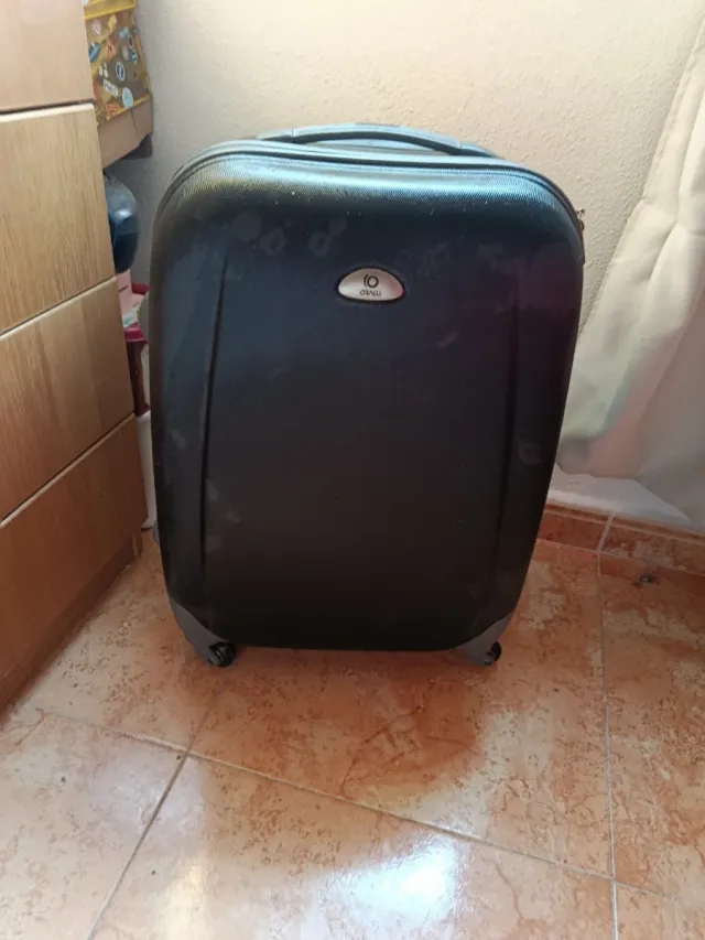 Maleta Movom Negra y Gris