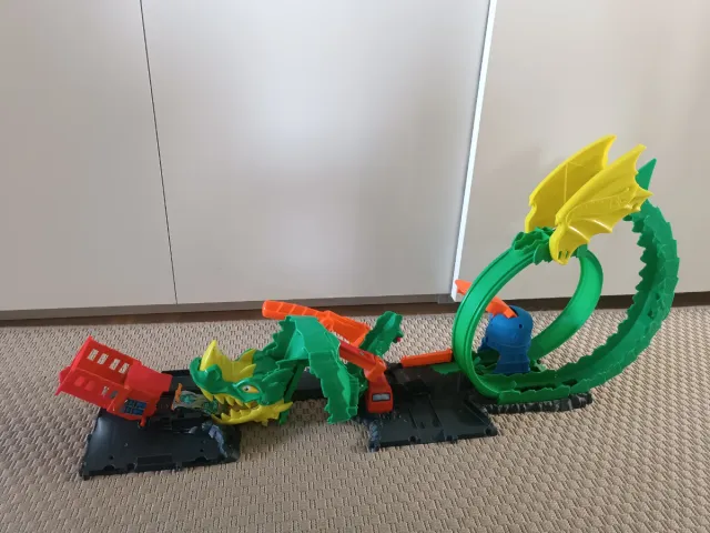 Pista Hot Wheels Dragón